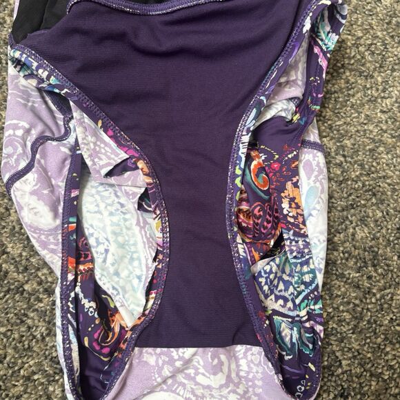 Lauren By Ralph Lauren’s Women’s Purple Paisley One Piece Swim Suit Size 10 - Picture 9 of 9